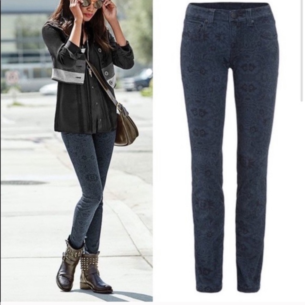 Cabi Stretchy Blue Black Lace Print Skinny Jean
